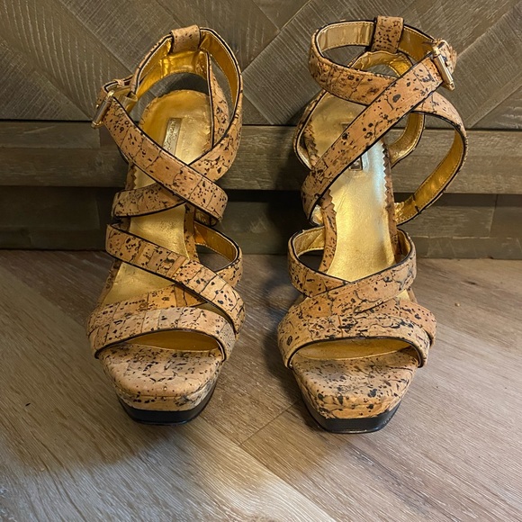 Report Signature stilettos size 7 - Picture 2 of 6